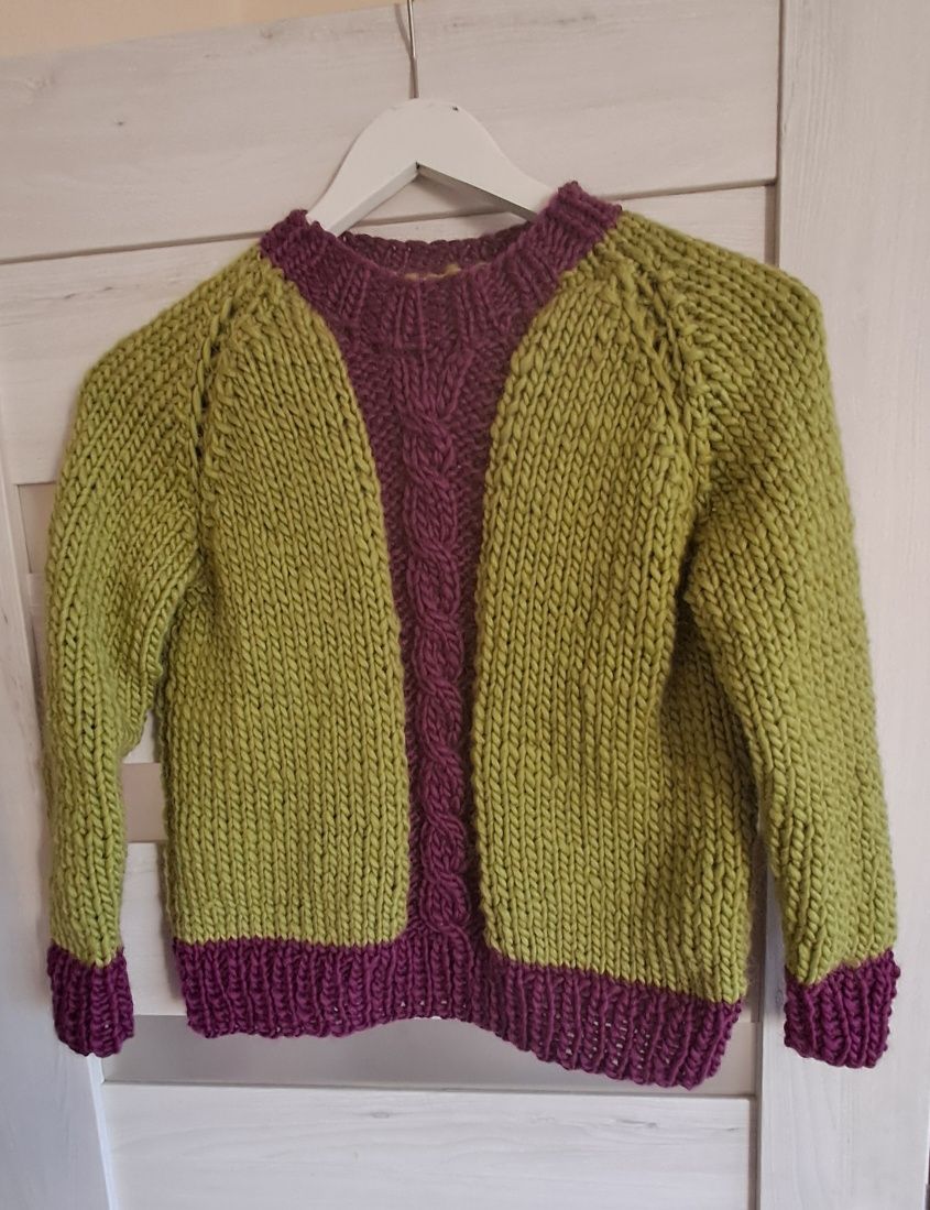 Piękny sweter z wełny 100% peruwianskiej. Handmade.