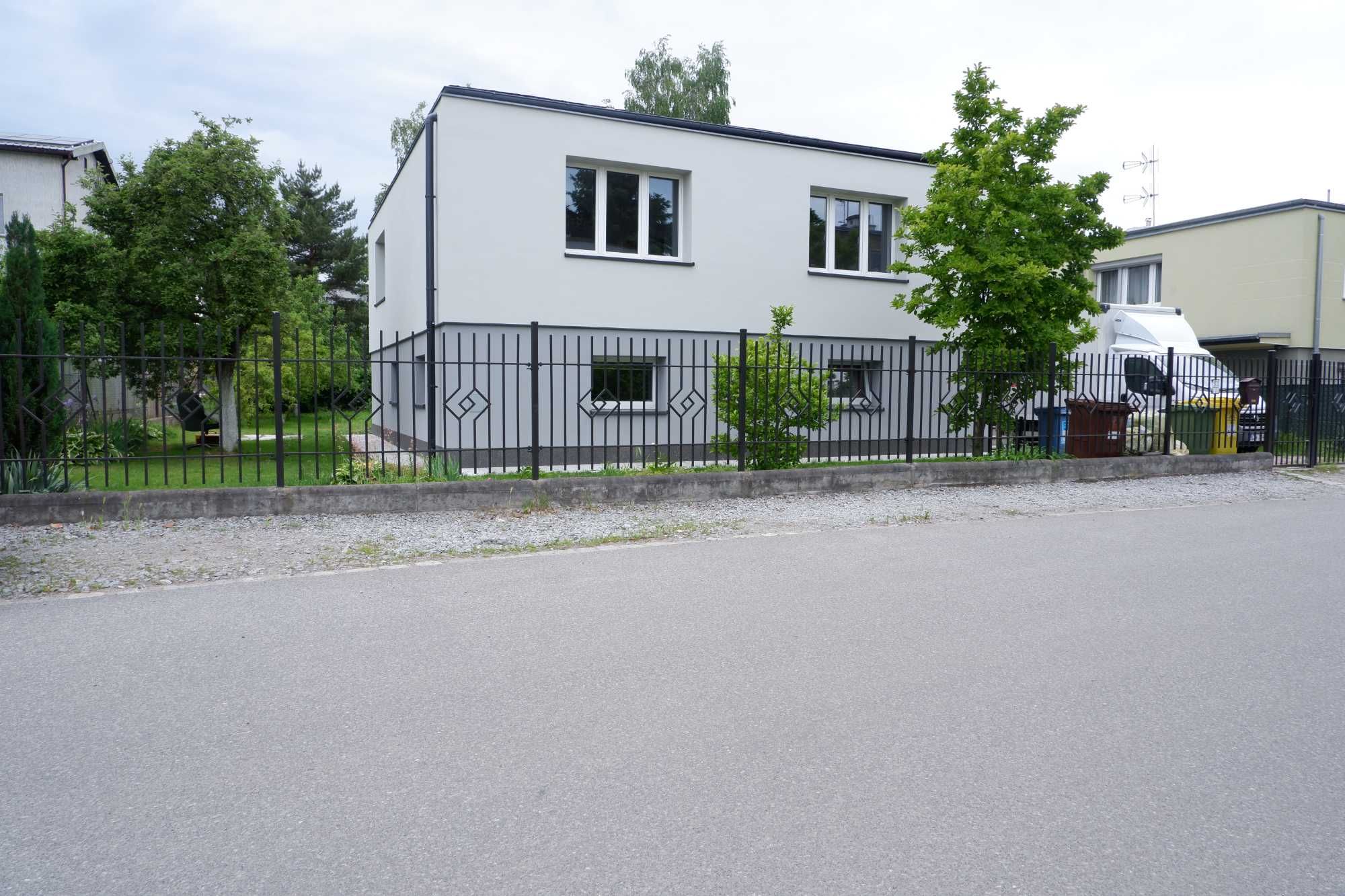 Dom wolnostojący, garaż 60 m2, Zakrzów, ul. Skarbu Zakrzowskiego