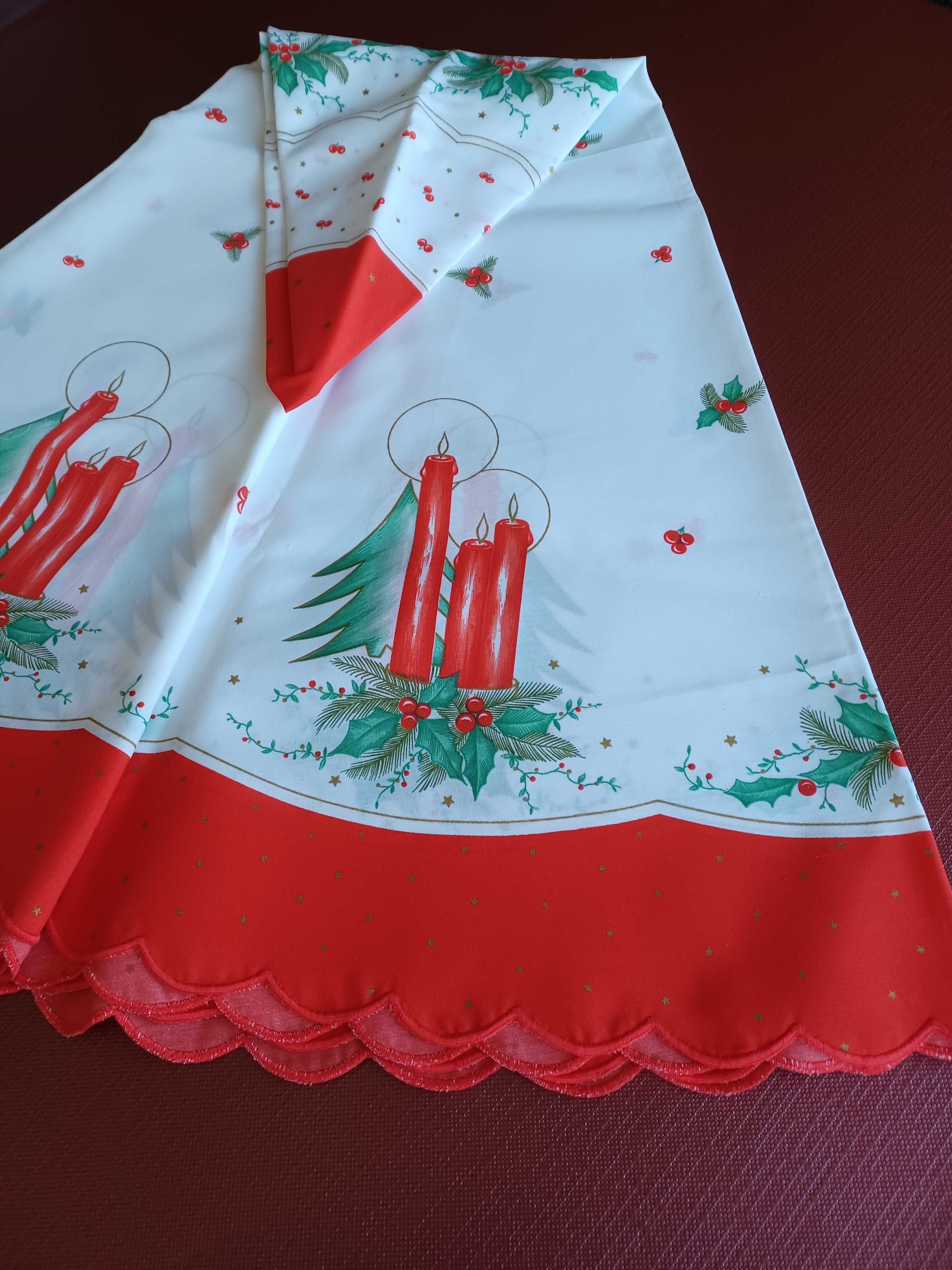 Toalha de mesa com Motivos de Natal e 10 Naprons