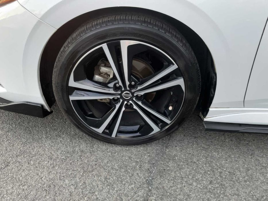 Nissan Sentra SR      2023