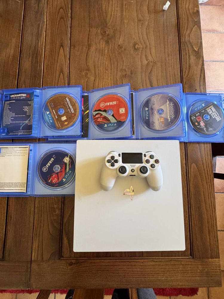 Playstation 4 pro 1 tb Branca