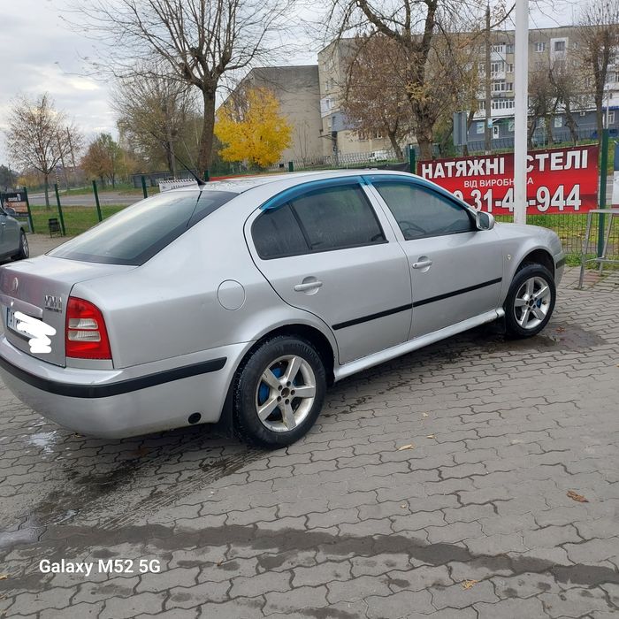 Продається  машина на ходу