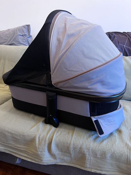 Alcofa chicco  Miza cinza