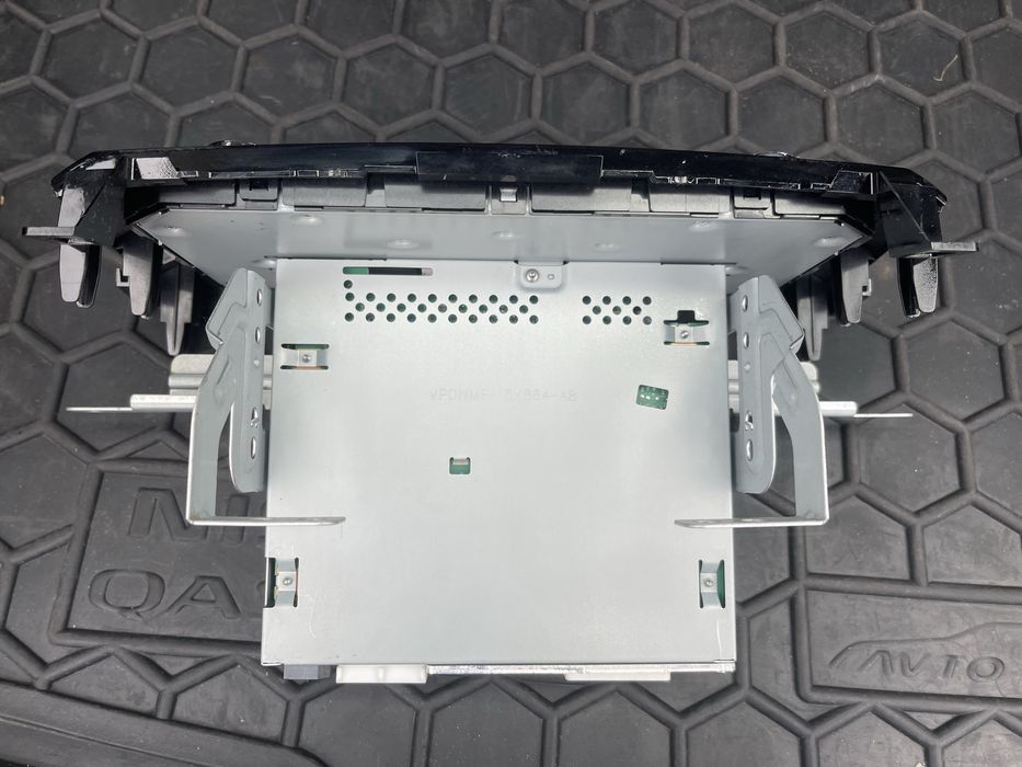 Магнітола на Nissan Qashqai J11 (2017) оригінал з bluetooth