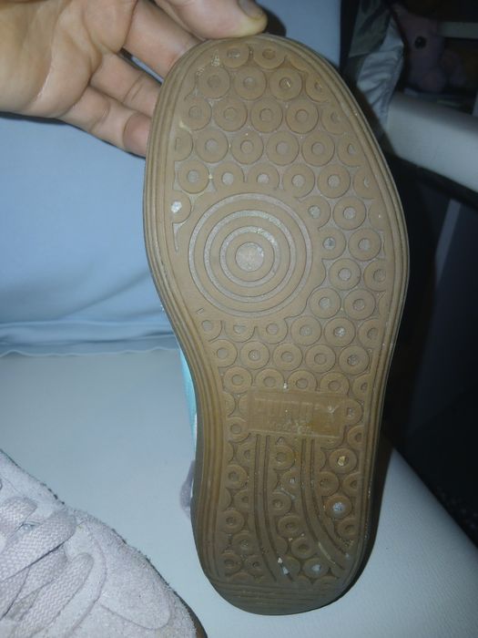 Oryginalne buty Puma dla nastolatków rozmiar 37