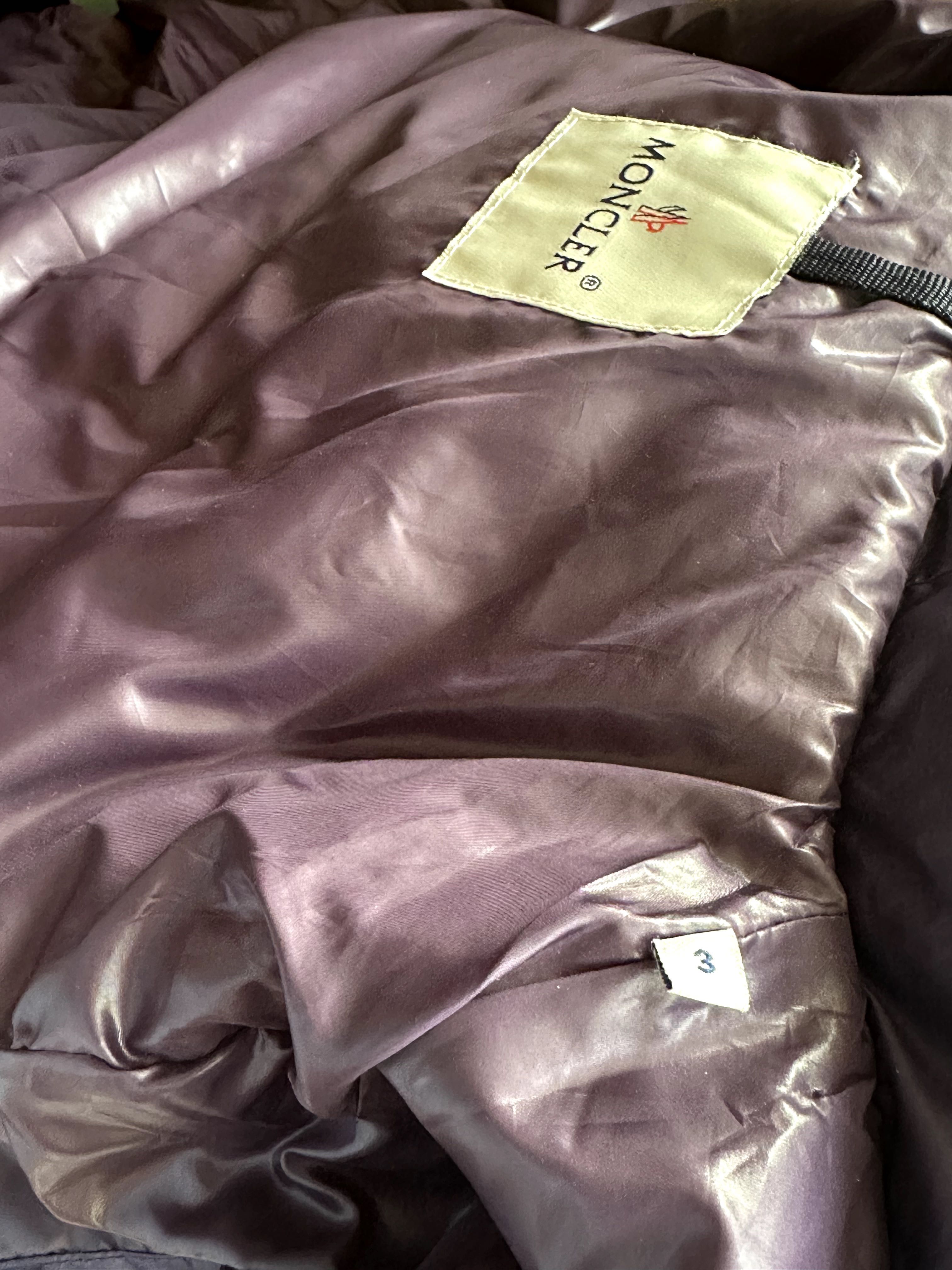 Fioletowa kurtka Moncler