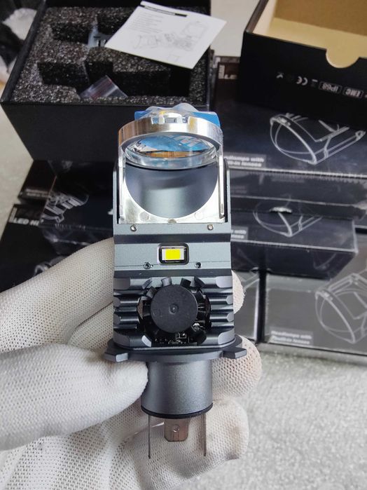 Світлодіодні Led лампи mini led lens Bi-Led лінзи  F40 B H4 комплект