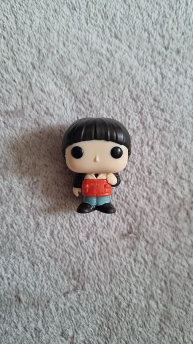 продаю вілла з кіндер джой дивні дива