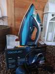 Cecotec Żelasko parowe 2600W
