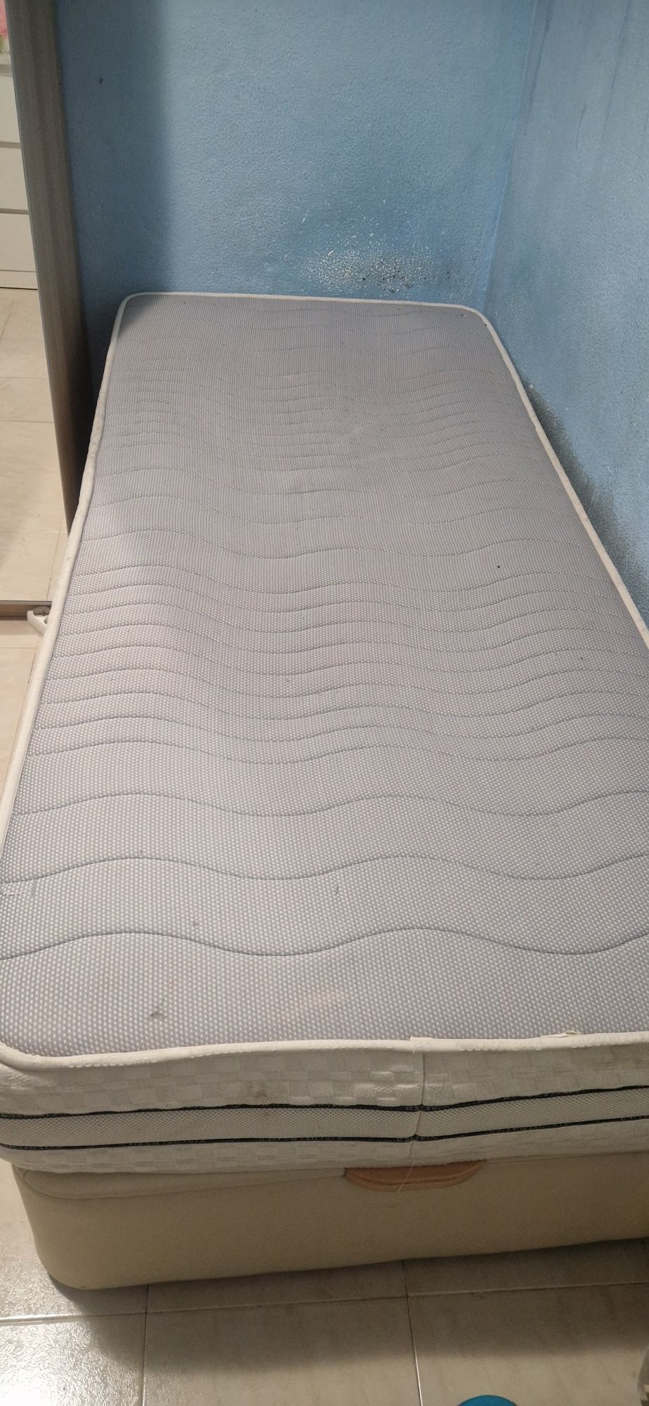 Cama de solteiro