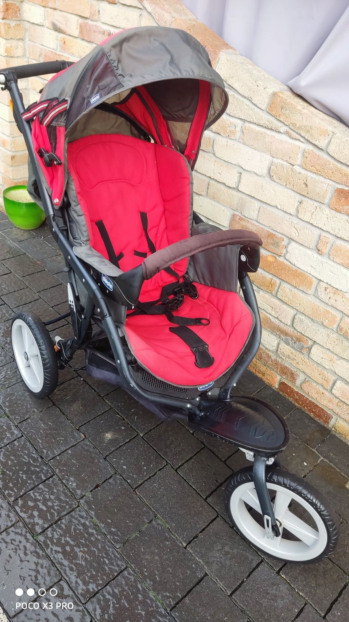 Wózek dziecięcy trójkołowy Chicco