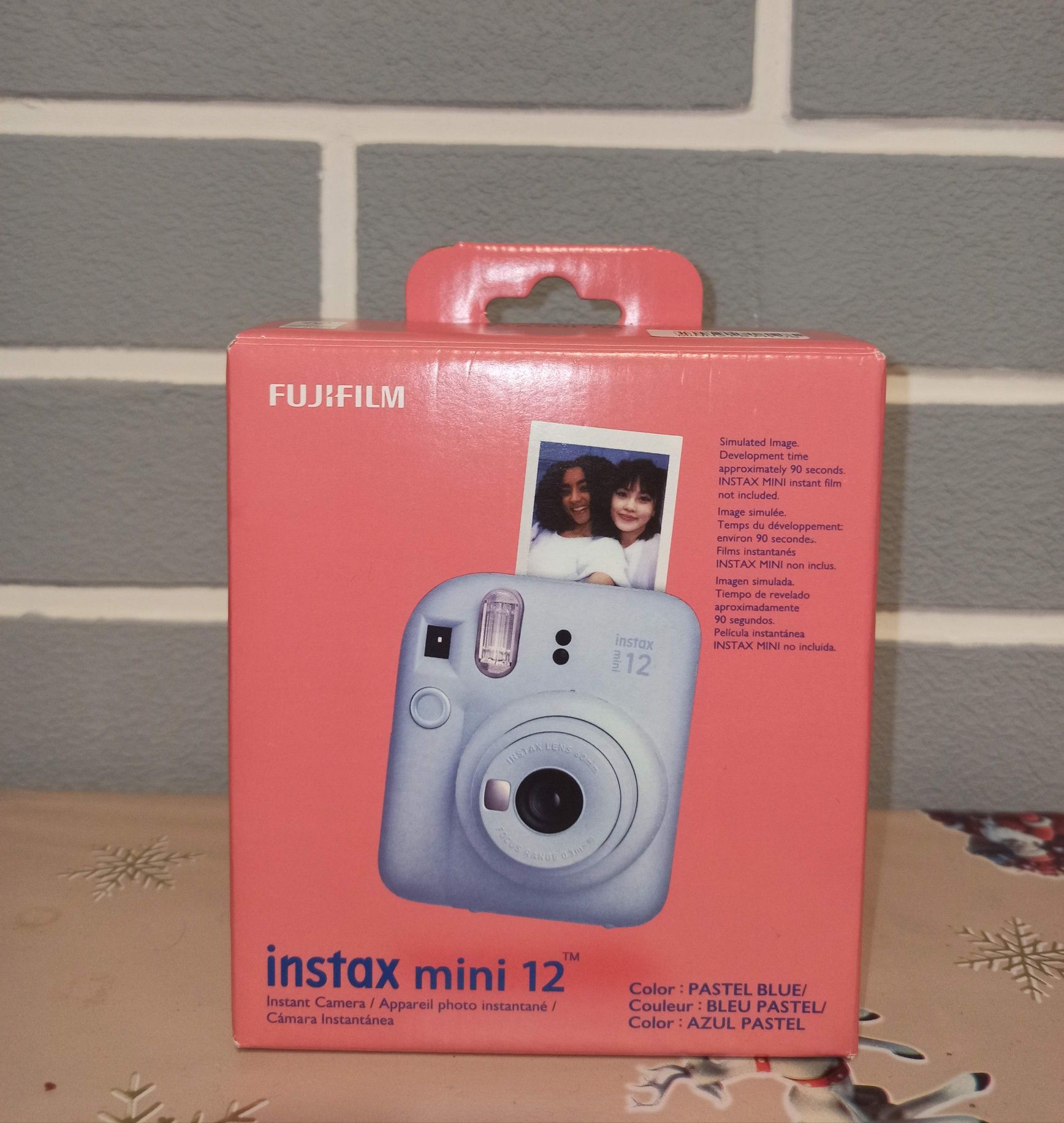 Фотокамера миттєвого друку INSTAX Mini 12