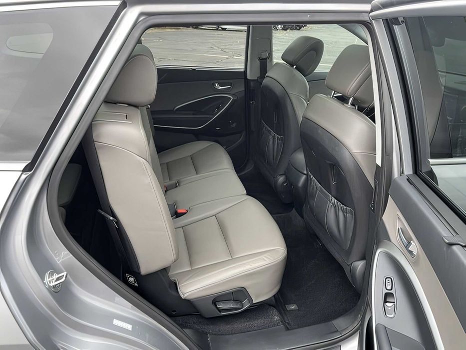 Hyundai Santa Fe      2018