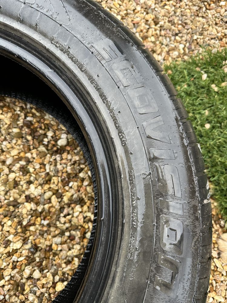 Pneu Ovation VI 386 HP 255/60 R18 112 V XL
