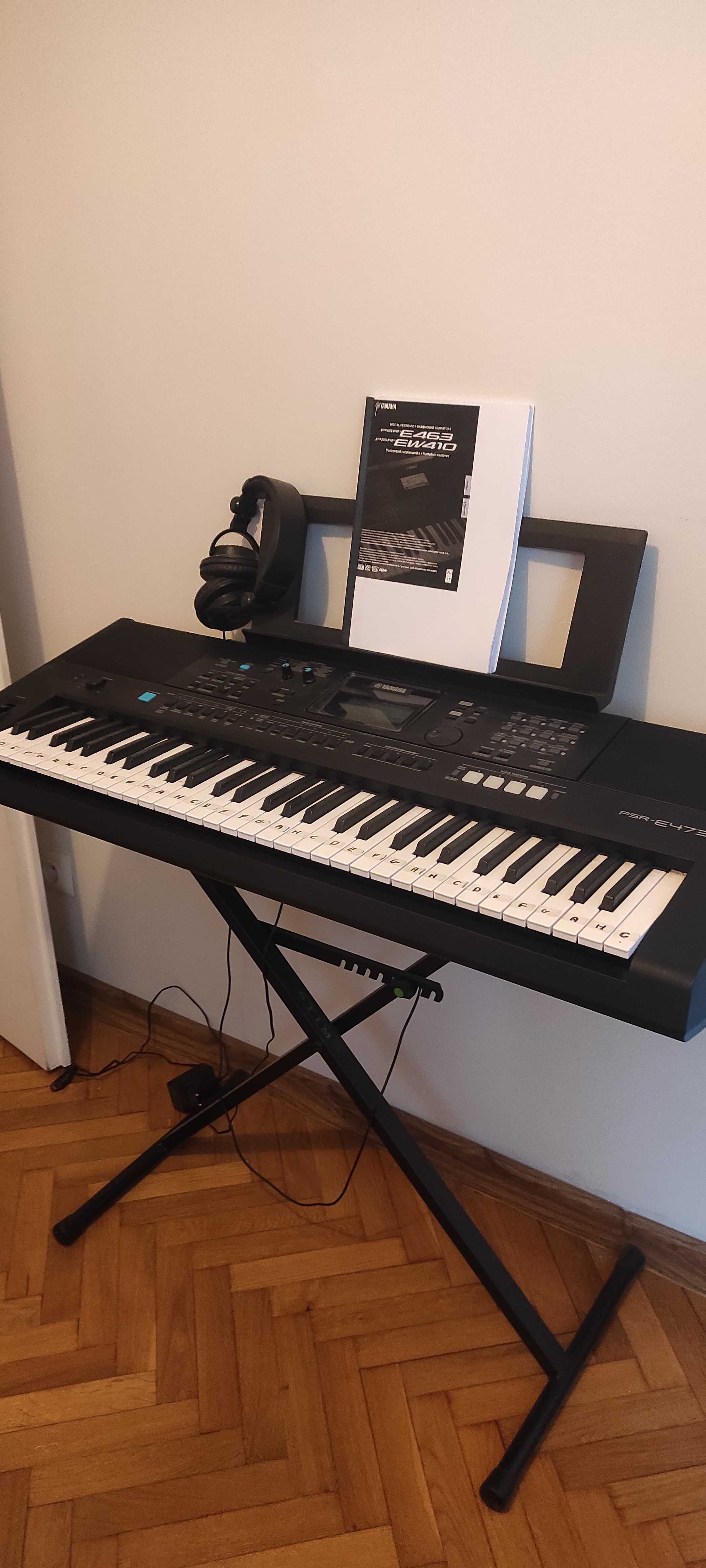 Yamaha PSR e473 keyboard