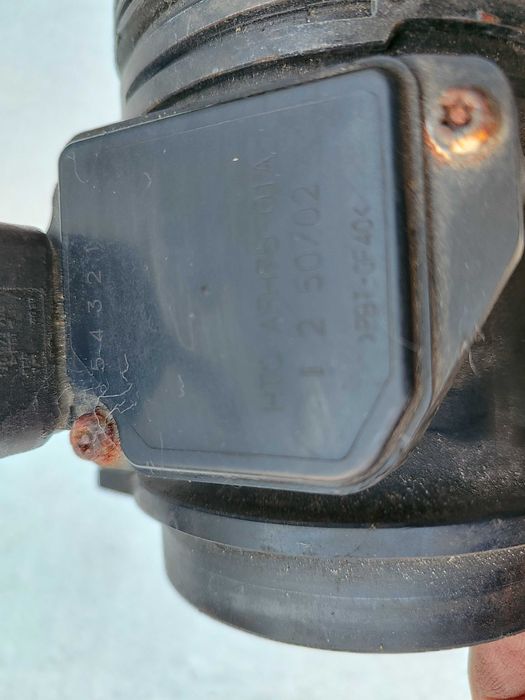 Przepływomierz AUDI A6 C5 3,0 benzyna