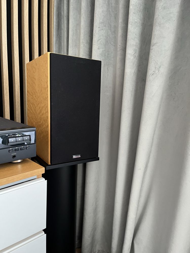 Kolumny dynaudio 1.3 se ze standami