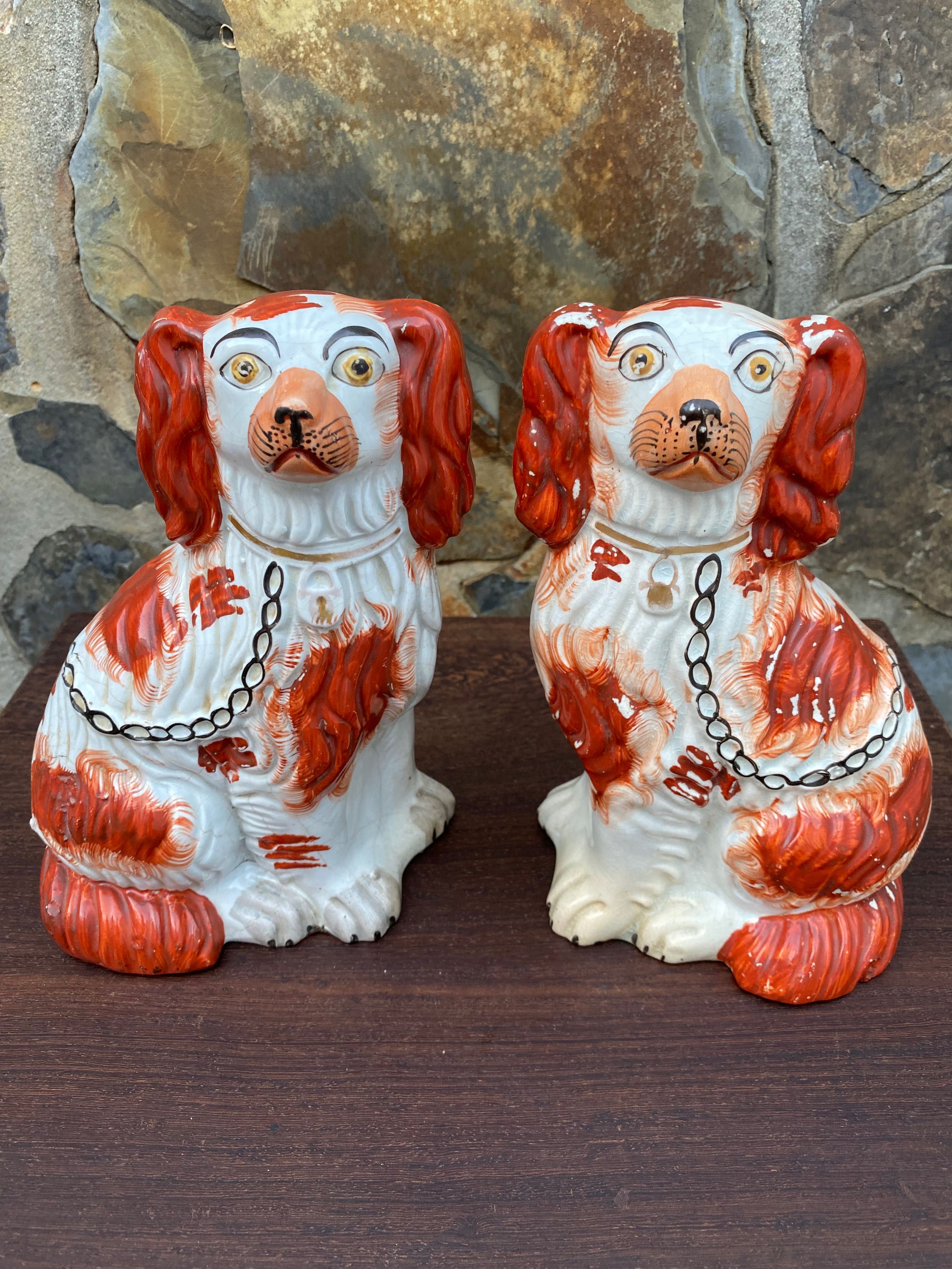 Cães Staffordshire Cerâmica Inglesa Séc XIX 22 cm Marcados