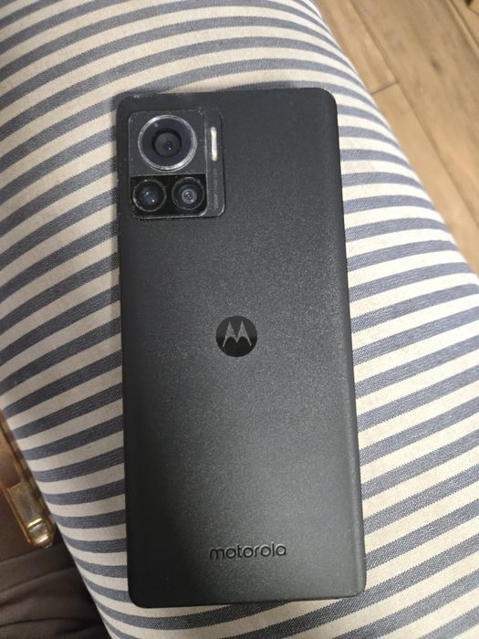 Motorola EDGE 30 ultra