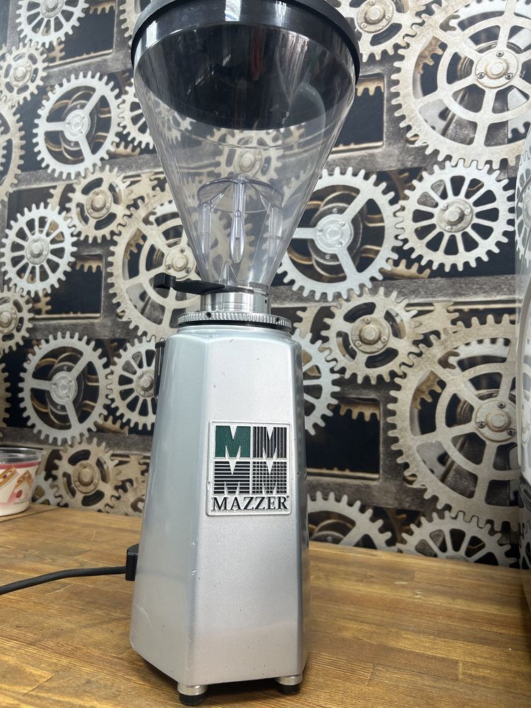 Кавомолка Mazzer Luiji Мазер прямого помола