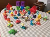 Zomlings figuras e casas