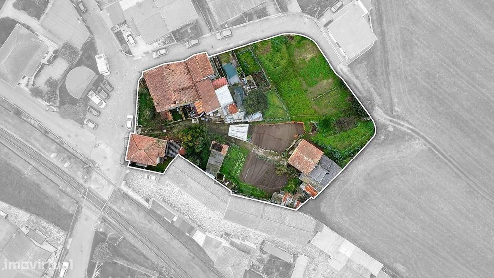 Moradia T5 para venda