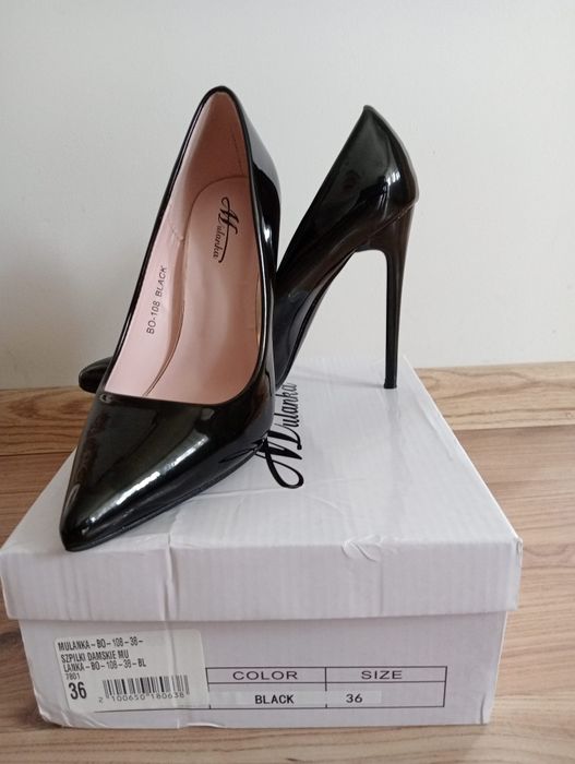 Klasyczne szpilki czarne lakierowane