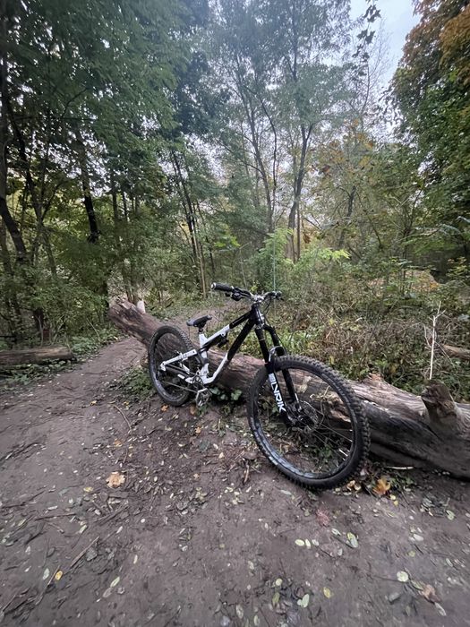 Commencial meta am 2021