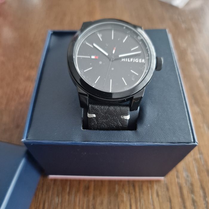 Zegarek  tommy  hilfiger