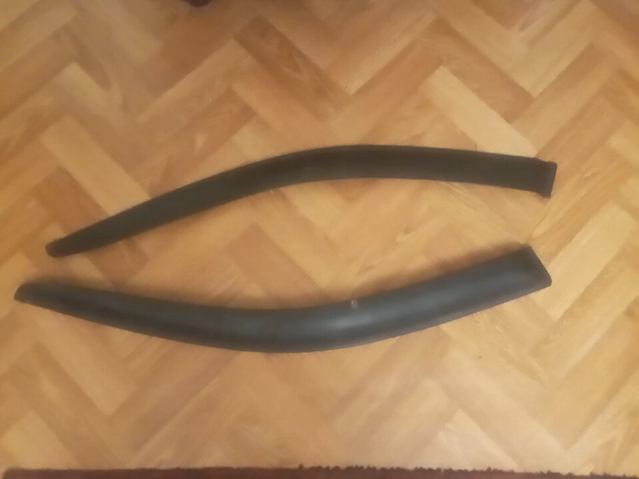 Дифлекторы для передних дверей