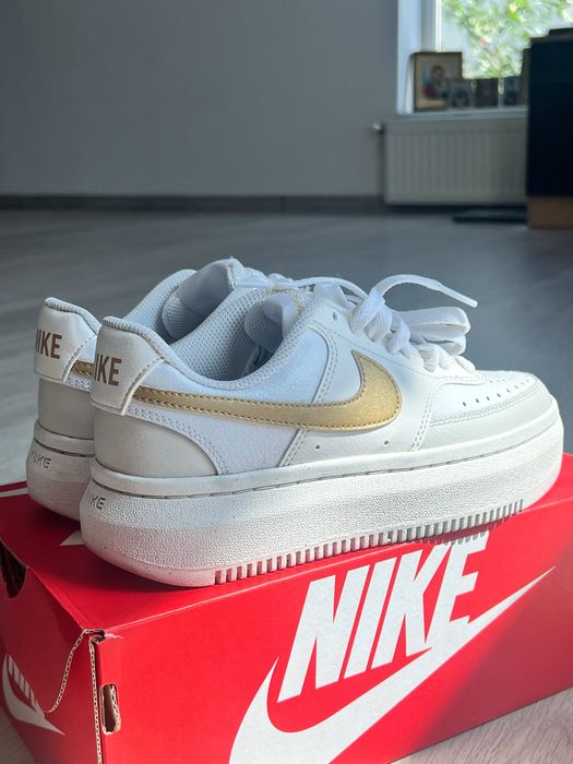 Кросівки Nike Court Vision 2024