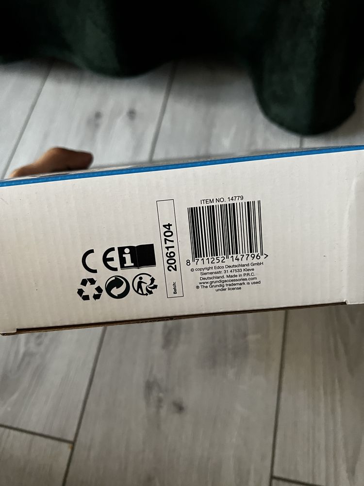 Lampa GRUNDIG Balance Lamp 4w magnetyczne kulki nowe