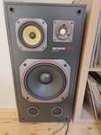 Kolumny Mildton 170 z wzmacniaczem technics