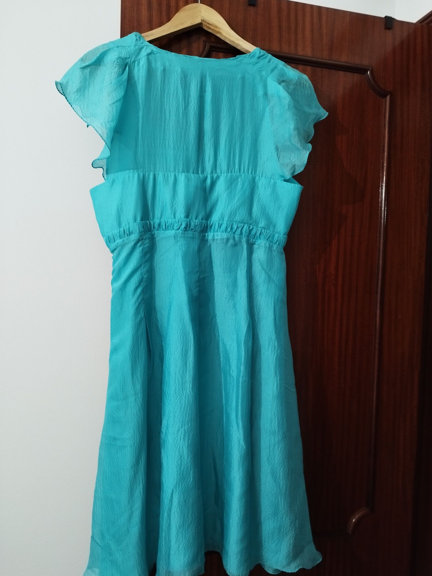 Vestido verde água