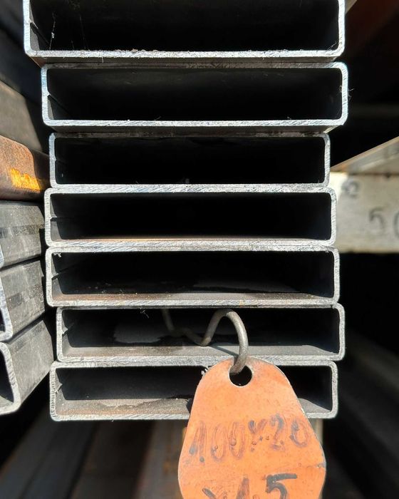 Kształtowniki stalowe profile panelowe