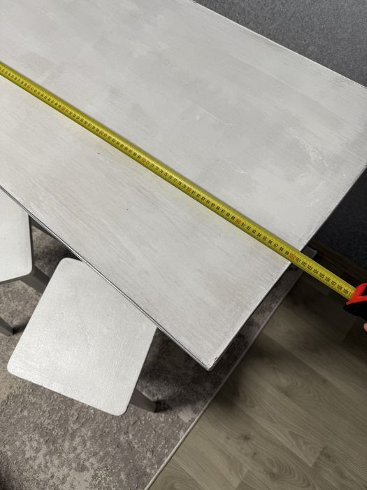 Стіл кухонний + 2 стільця