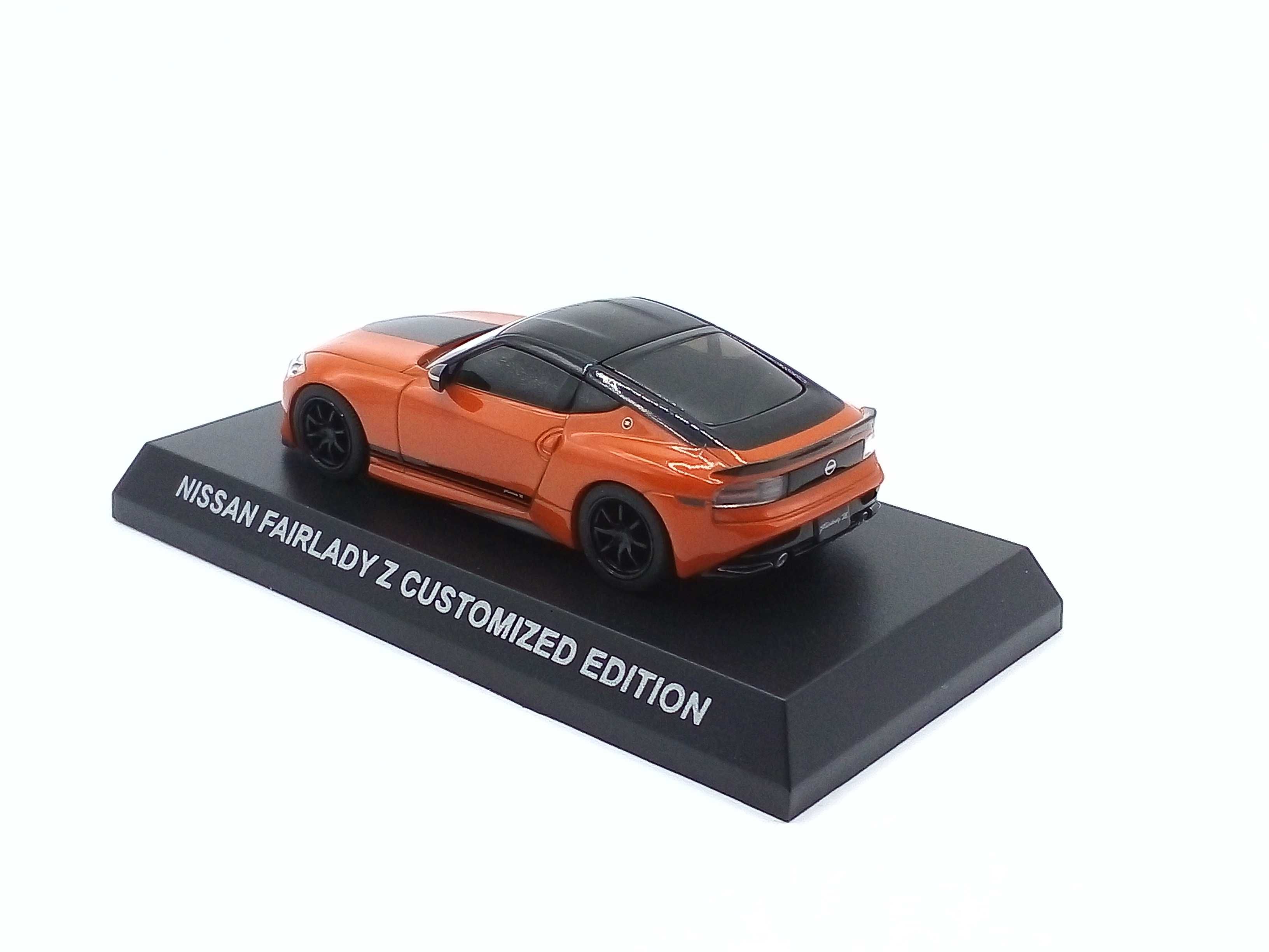 Nissan Fairlady Z Coupe Customed Edition 2023 - skala 1:64 Kyosho +box