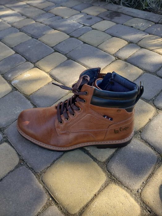 Черевики чоловічі бренду "Lee Cooper"