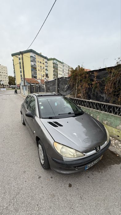 Peugeot 206 /2001