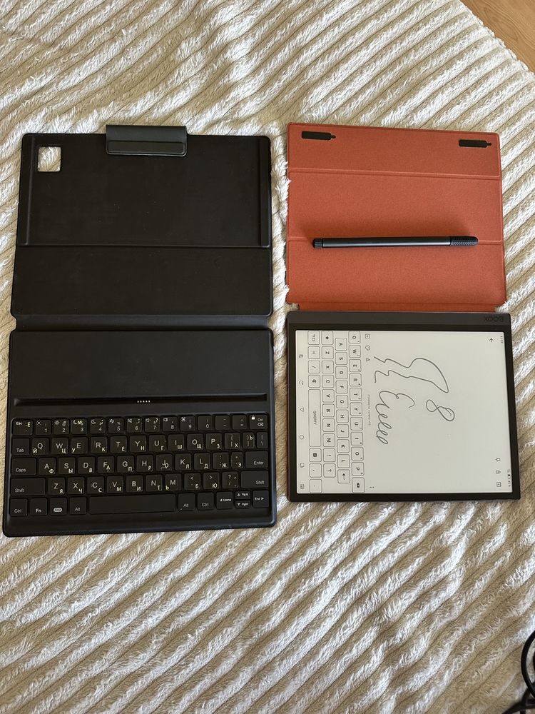 Onyx Boox Tab Ultra com caneta, capa e teclado