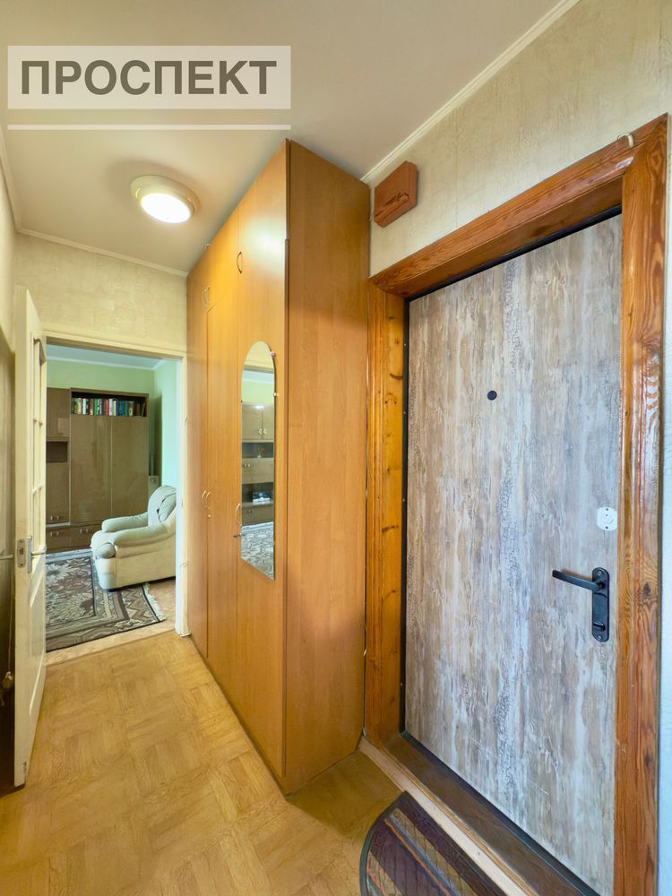 Продам 2-х кімнатну квартиру пр-т Лушпи ( 10 мкр).