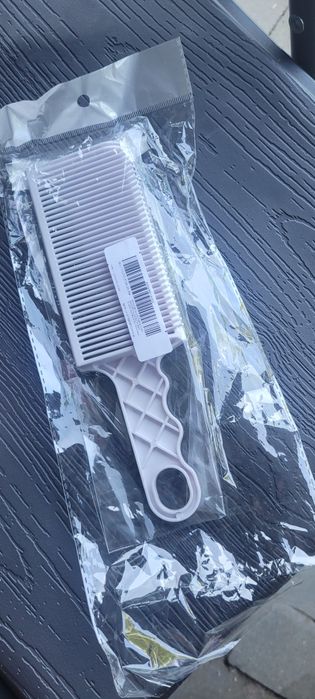 Grzebien nowy do fade cieniowania comb