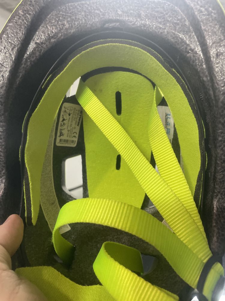 Capacete criança como novo
