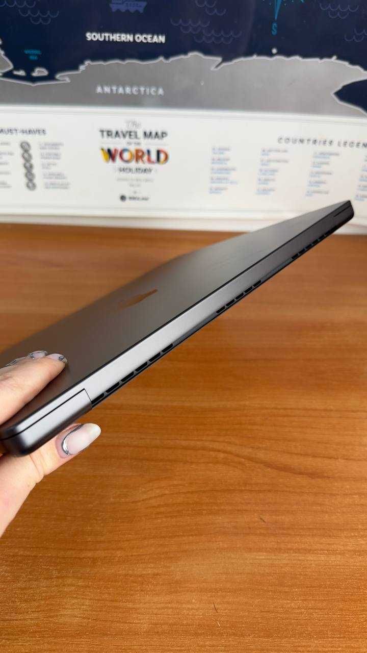 Apple MacBook Pro 14" M3Pro 18gb 512Gb Space Black MRX33 2023 4 циклів