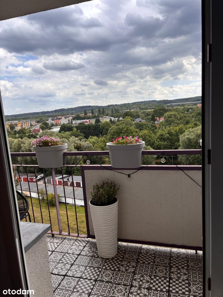 2-pokojowe mieszkanie, po remoncie, z balkonem i pięknym widokiem