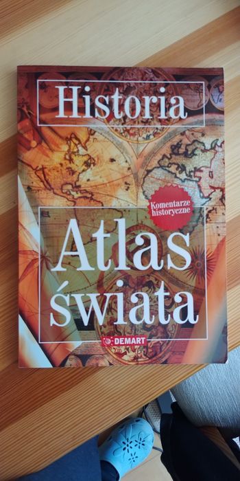 Atlas świata. Historia + Małe tablice historyczne