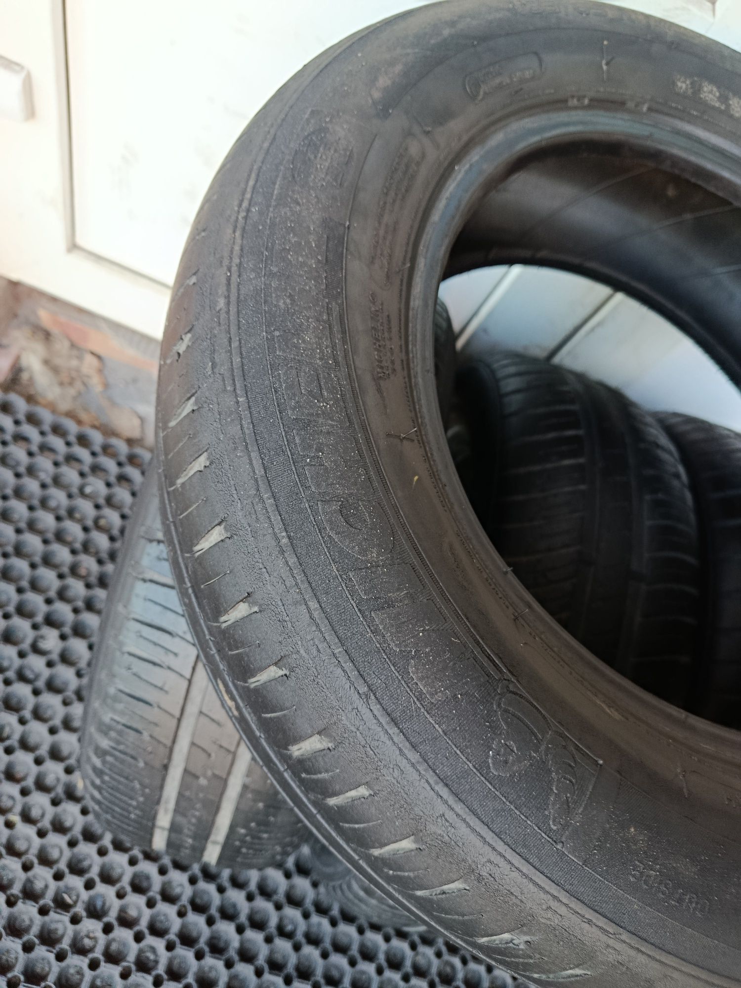 Шины R14 185/65 4 шт по 400 грн. Состояние отличное