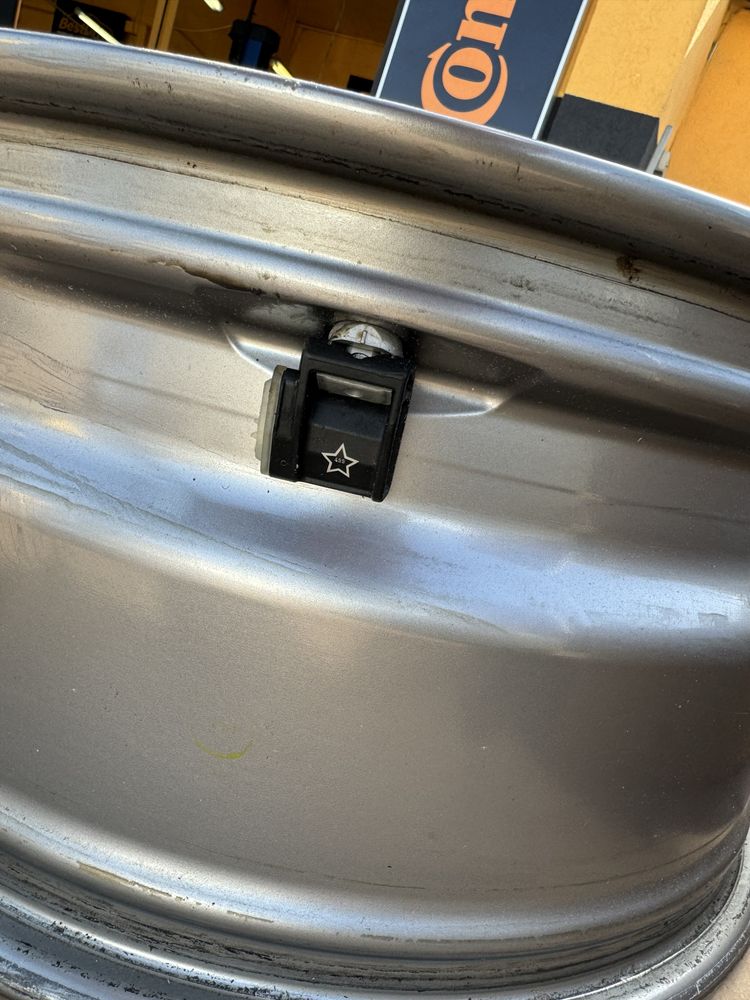 Felgi 19 cali BMW 5 7 G30 G11 G12 jak NOWE TPMS