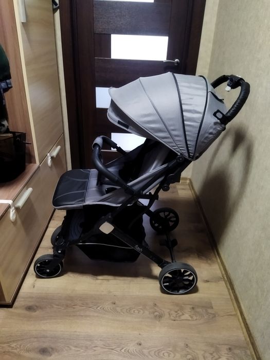 Прогулянкова коляска Бамбі флеш
