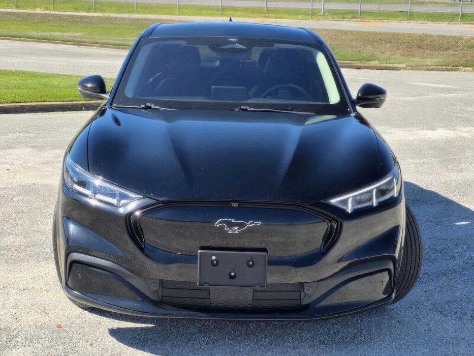 Ford Mustang Mach-E Premium      2021